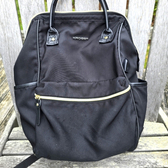 Kroser 15" Backpack - Picture 1 of 8